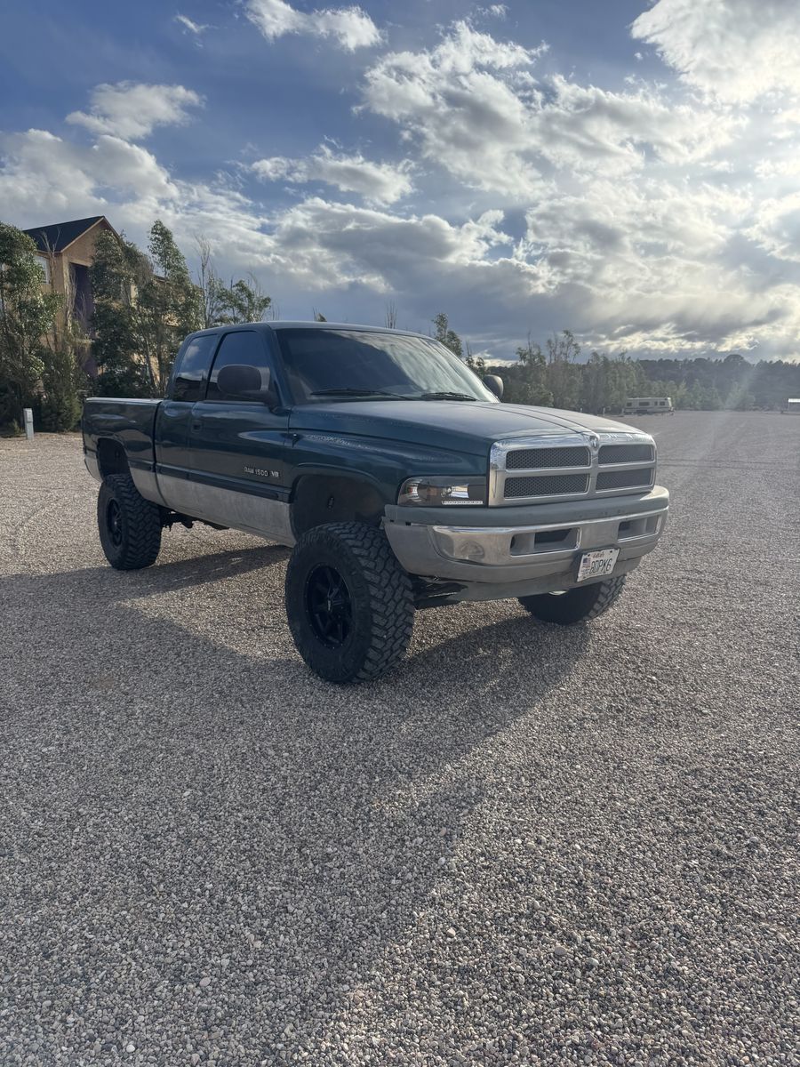 1998 DODGE RAM 1500 ST