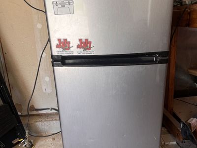 Magic Chef HVDR430SE Compact Refrigerator/Freezer - 4.3 Cu. Ft., Stainless Steel Finish