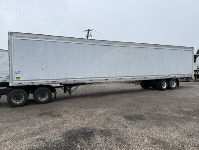 Dry van trailer