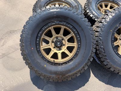 17” Fittipaldi 6 Lug 6x135 Ford F150 33” R/T 295/70R17