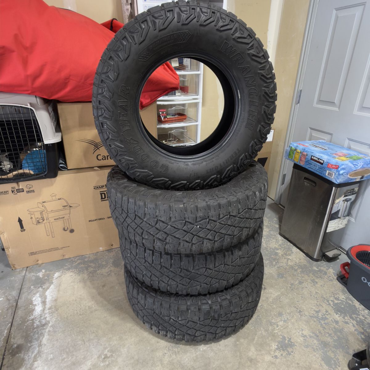 LT285/70R17 GOODYEAR WRANGLER TERRITORY MT