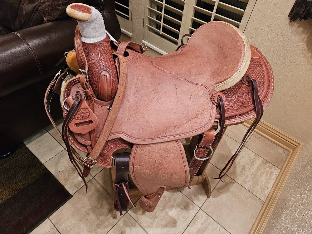 NEW McCall Saddle  17.5"Uintah Rancher Saddle