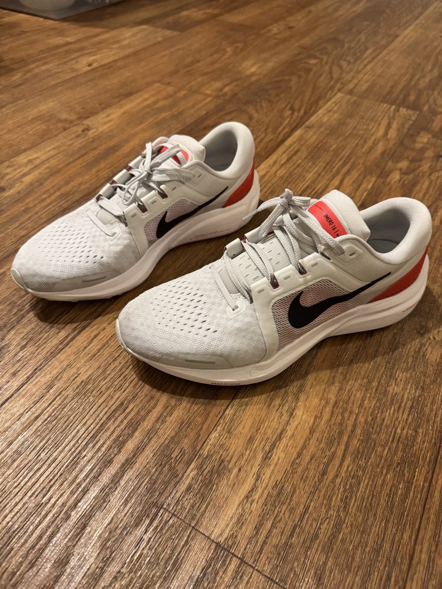 Nike Vomero 16 - 11.5