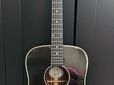 Rare 2012 Gibson Songwriter Acoustic-Electric Guitar, with Sunburst Finish