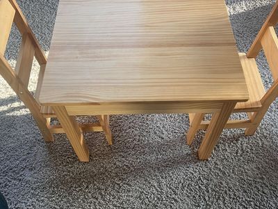 Melissa and Doug Toddler Table And Chairs