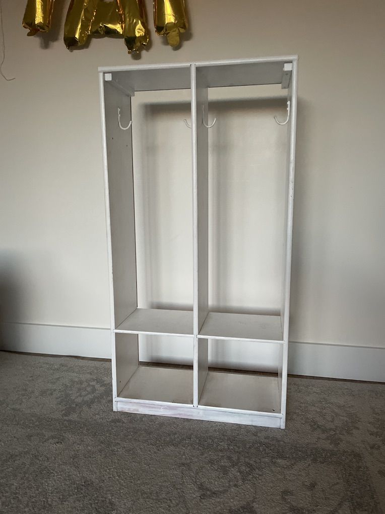 Would Kids Locker/Cubby