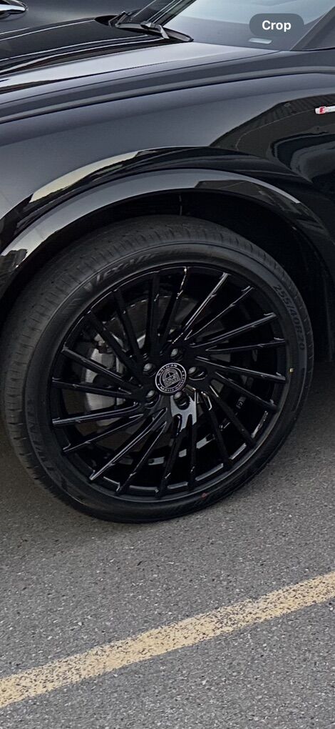20 LEXANI WHEELS WRAITH GLOSS BLACK RIMS