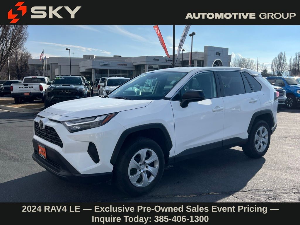 2024 Toyota RAV4 LE