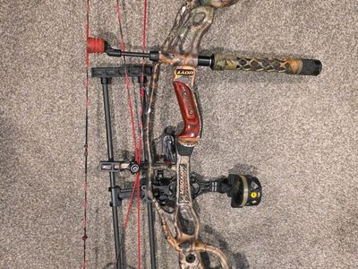 Hoyt carbon spider 30