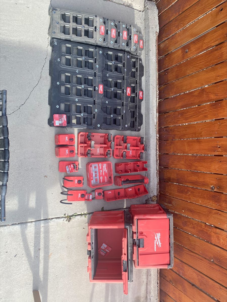 Like new Milwaukee packout wall system tool storage $600