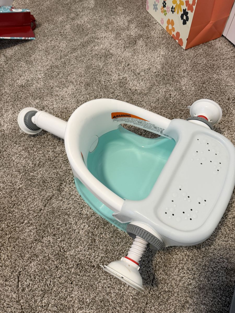 Baby Seat for bath tubs! $20