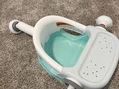Baby Seat for bath tubs! $20