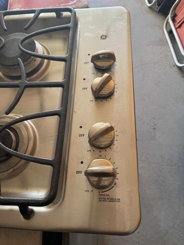 G E Cooktop