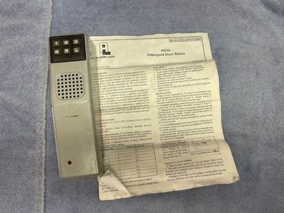 DOOR ANNUNCIATOR/SECURITY DEVICE