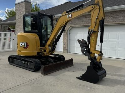 2017 CAT 303.5 E2 CR Mini Ex 2100 hours