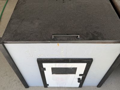 Custom Dog House w/ Removable Lid
