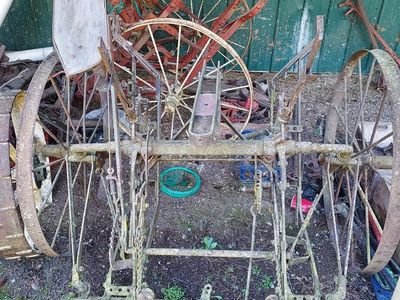 Antique Hay Rake – Steel Wheels – Farm Equipment