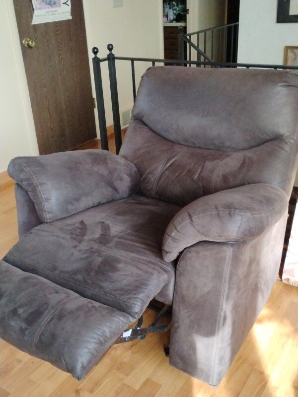 reclining arm chair