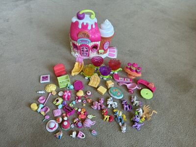 My Little Pony Ponyville Set 1