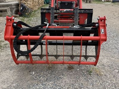 Kioti Grapple