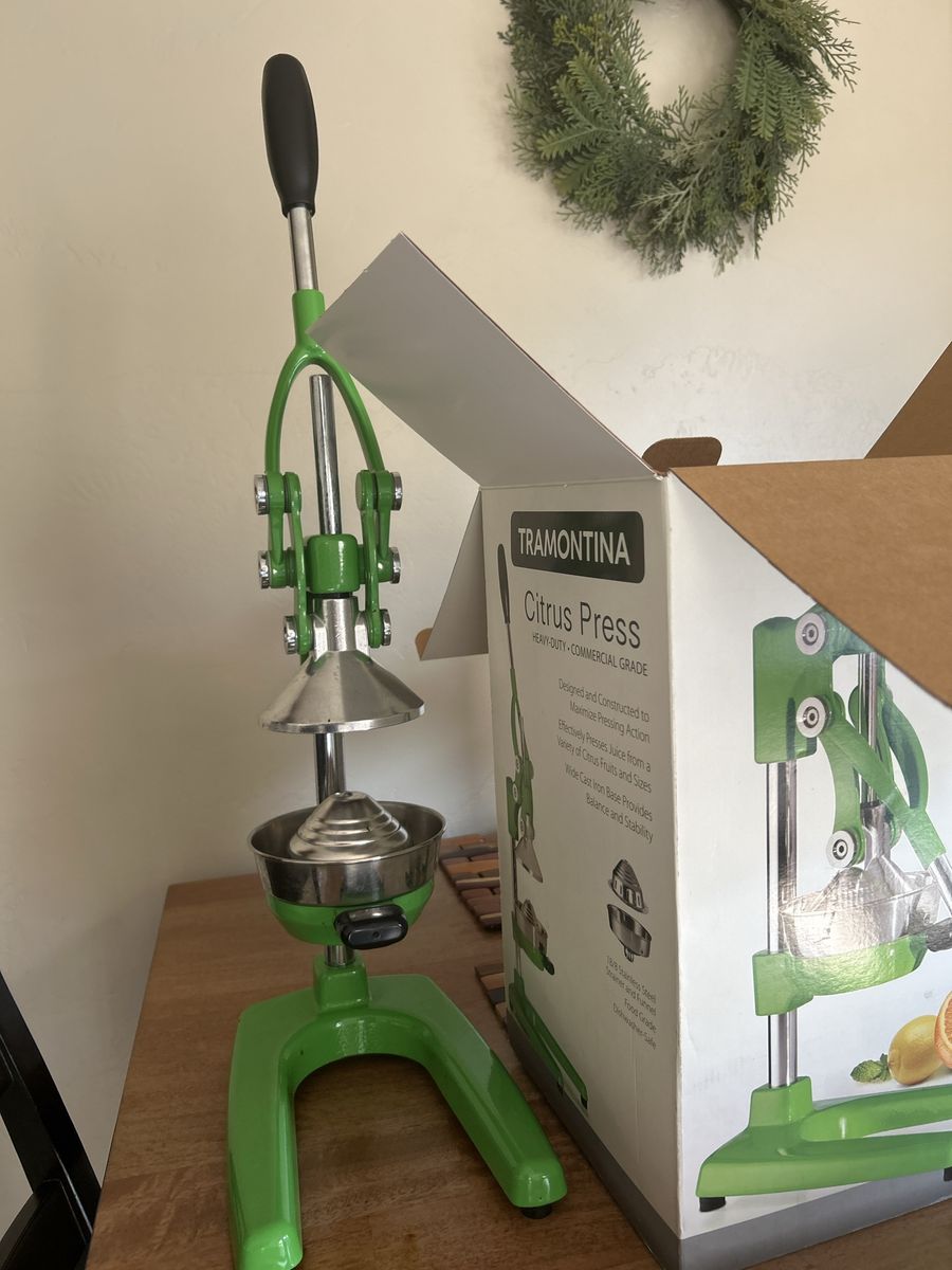 Tramontina Commercial Grade Heavy-Duty Citrus Press Juicer - Green