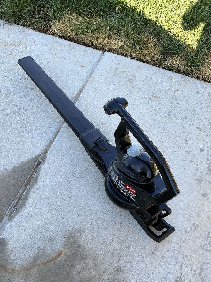 Toro Ultra Blower Vac Electric Leaf Blower and Vacuum