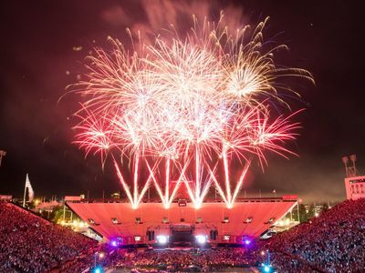 Stadium of Fire - 6 Tickets - Row 2 Lower Bowl - North Side Straight View of Stage and Fireworks