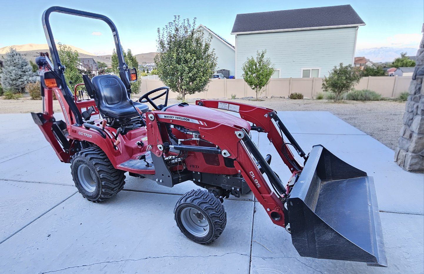 Massey Ferguson GC1720 TLB Tractor with DL95 Loader and CB65 Backhoe