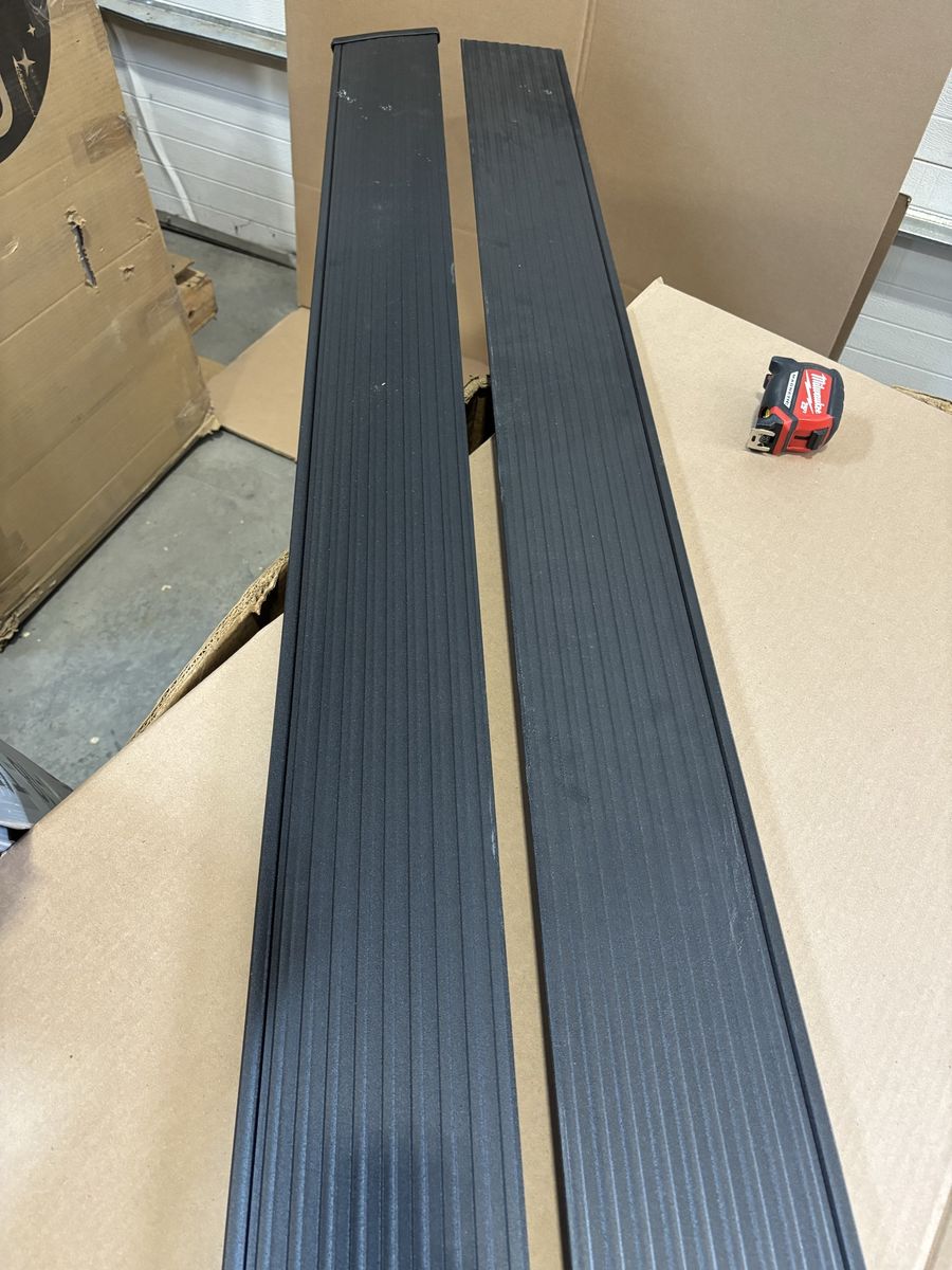 Dodge Ram 2500 Fixed Running Boards 2003-2009