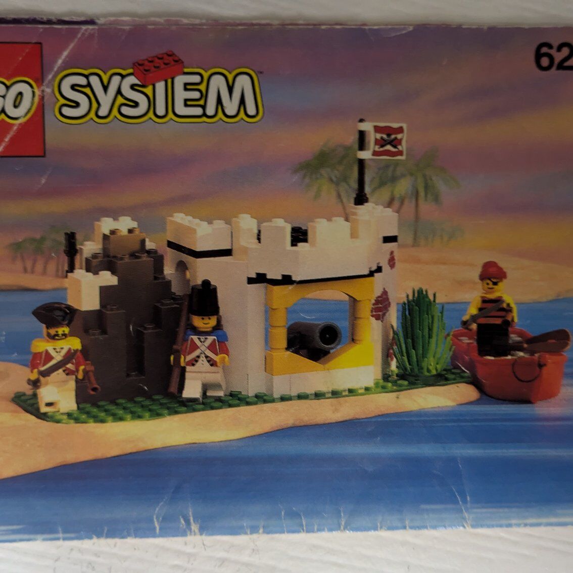 LEGO Pirates 6266: The Black Reef/Cannon Cove