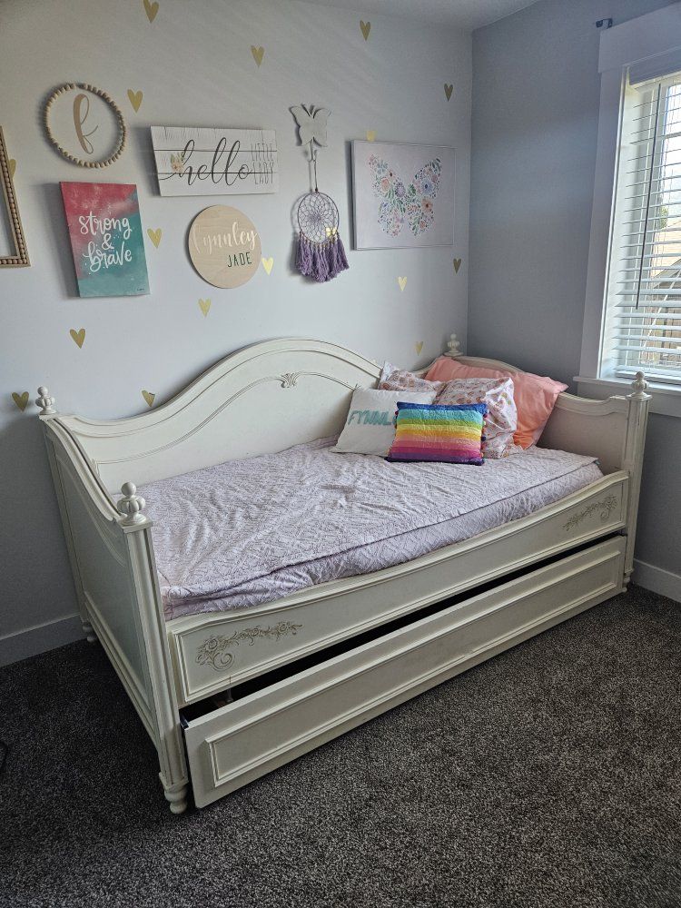 Twin Trundle Bed