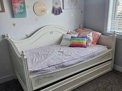 Twin Trundle Bed