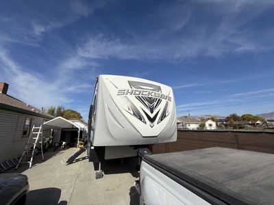 2020 Forest River Shockwave
32FWGDX Toy Hauler