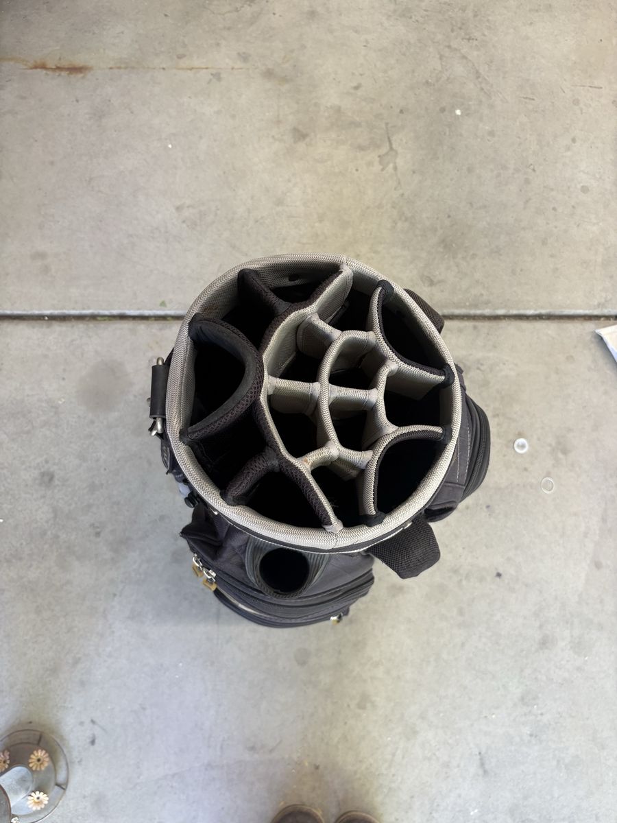 Main image 3