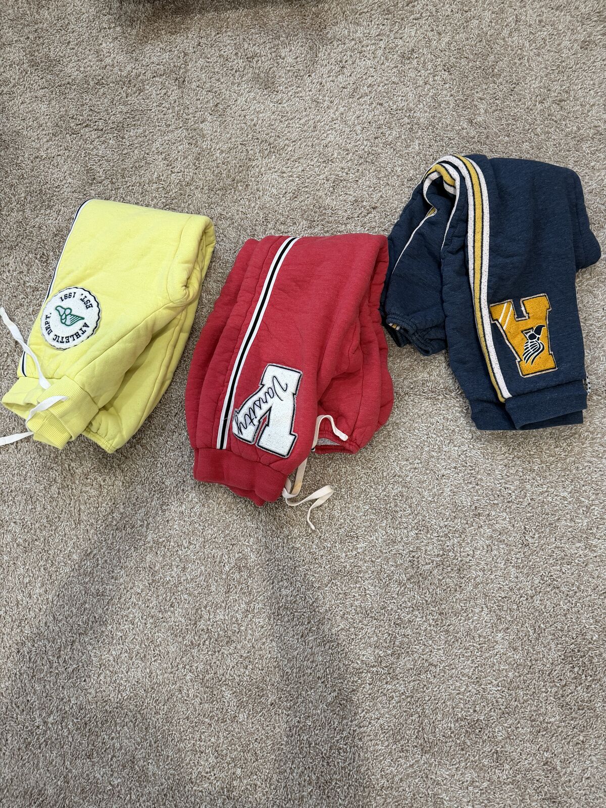 No Boundaries Juniors Sherpa lined joggers M(7-9), Women's XS-S, $5 per