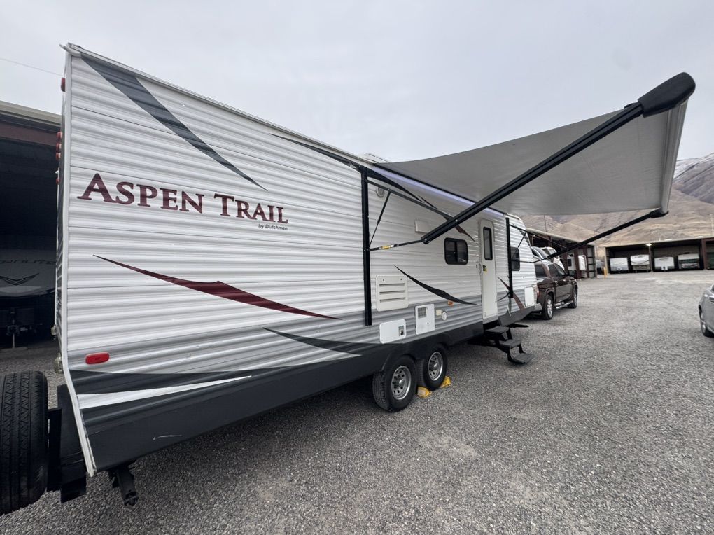 Beautiful Aspen Trail 4 Season Slide Sleeps 8