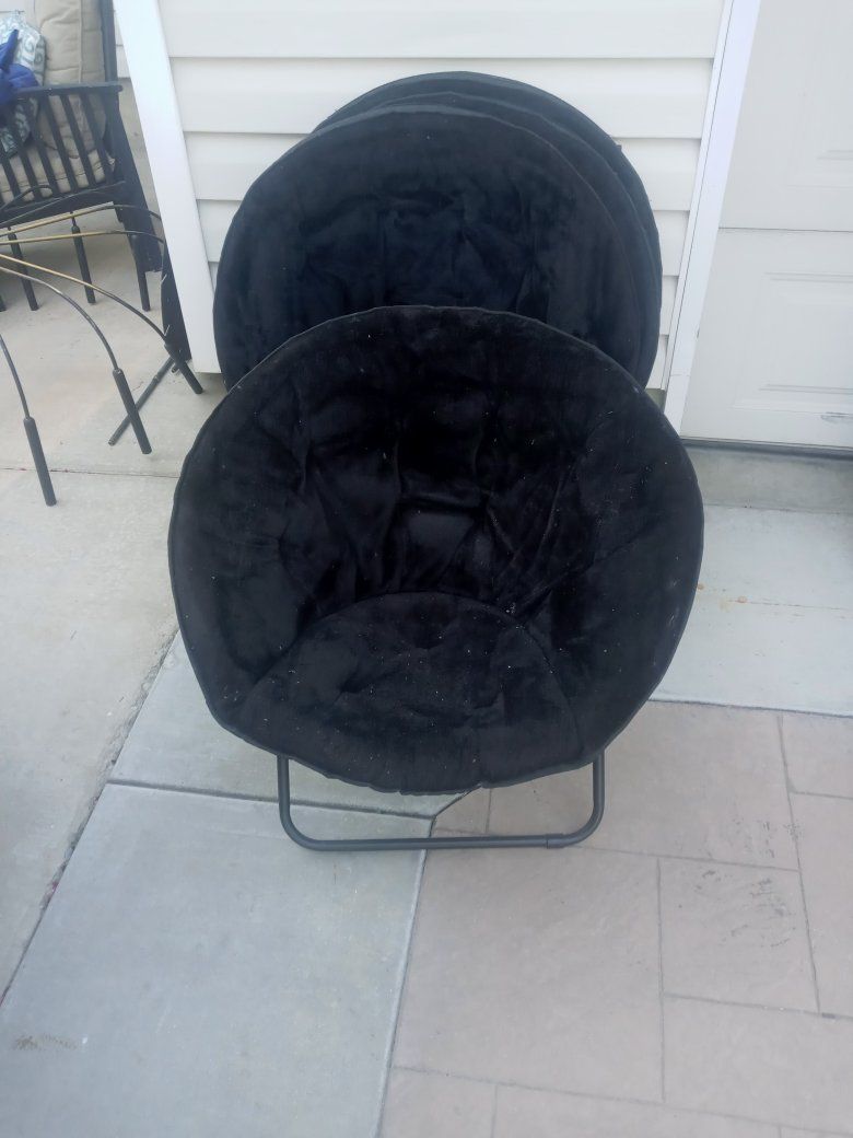 Black Velour Moon Chair (4) - Comfortable Foldable Seating for Dorm, Bedroom, or Den