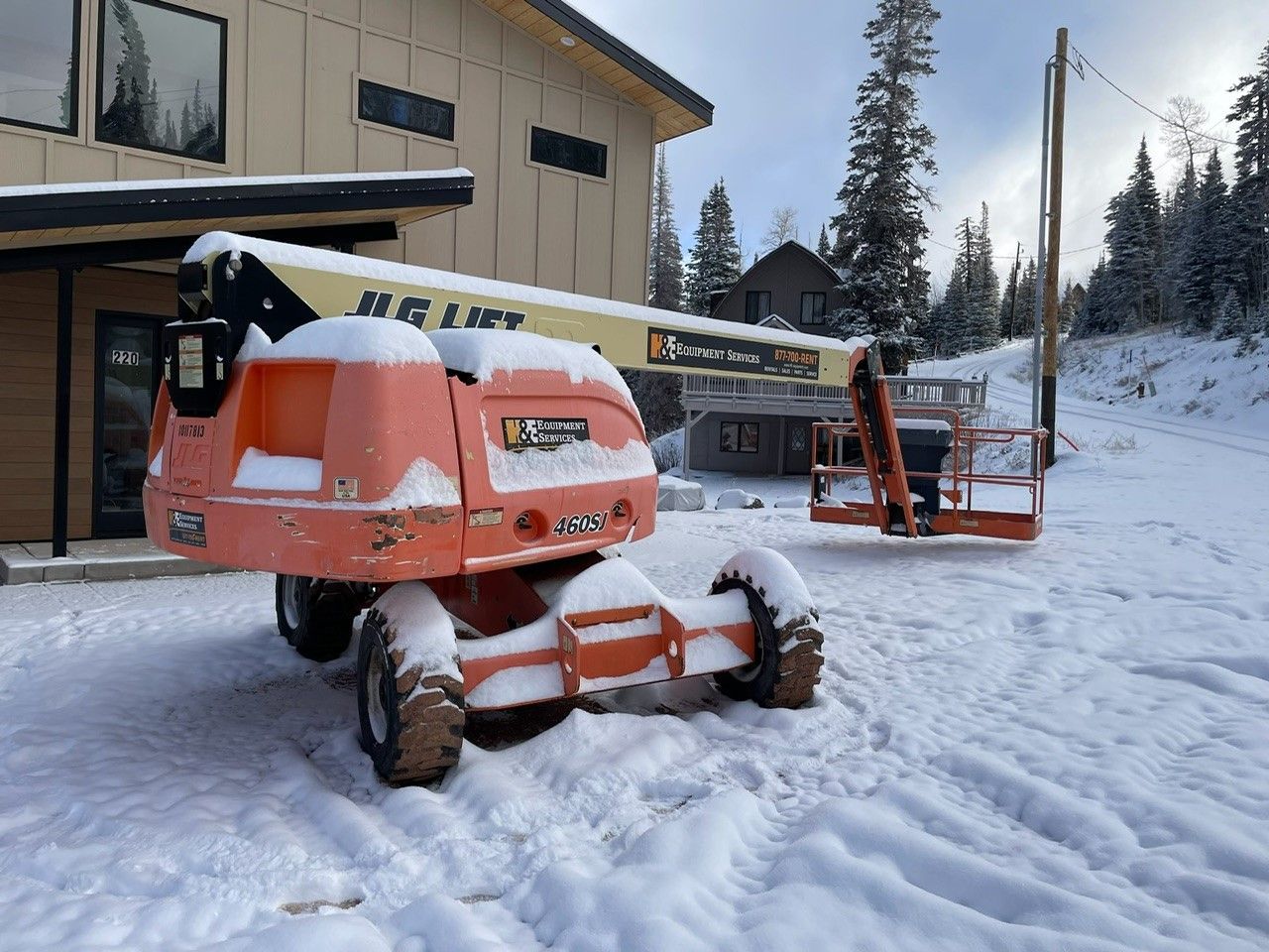 2013 JLG Model 460SJ Boom Lift