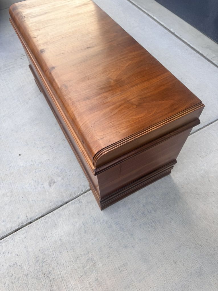 Main image 8