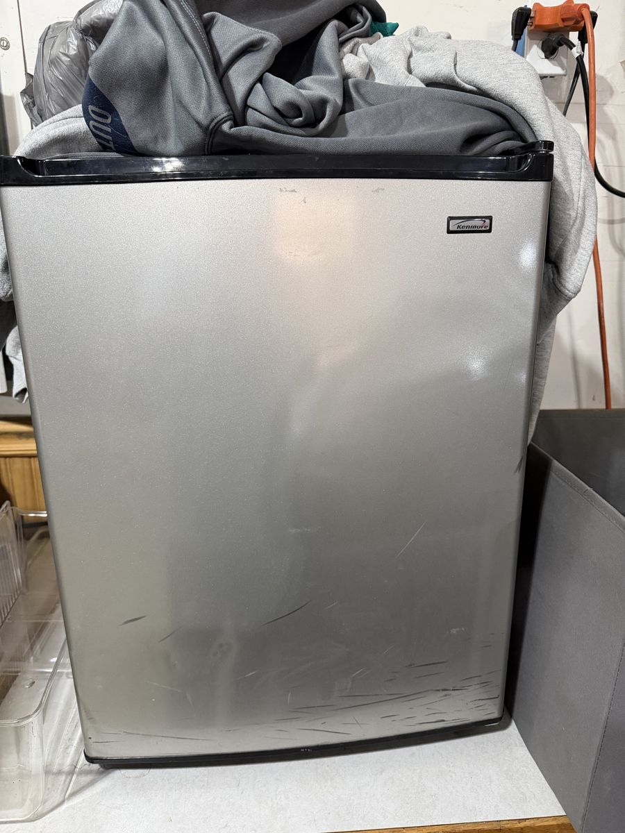 Kenmore Compact Mini Fridge Silver Refrigerator with Freezer Compartment