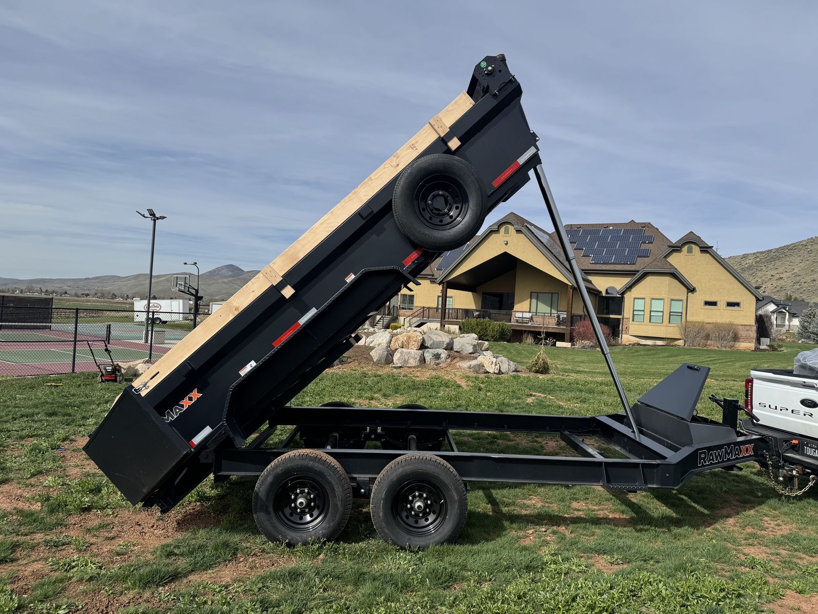 Dump Trailer For Rent