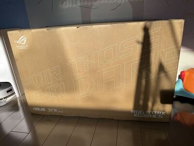 Brand New ASUS ROG Strix 32" Curved Gaming Monitor - 1440p / 180Hz (Sealed)