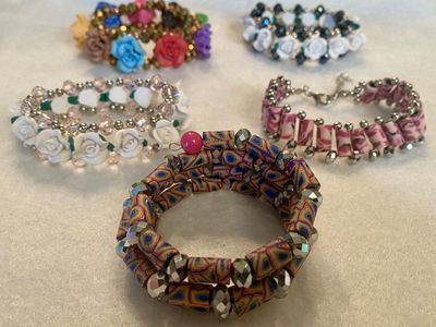 NEW! Beautiful Stretchy Bracelets & Others - Pretty Bright Fimo Clay Roses w/ Faceted Beads - See Photos