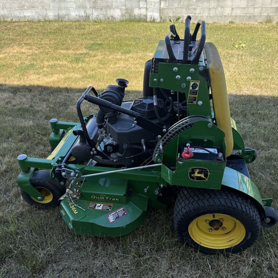Stand on mower 636M QT