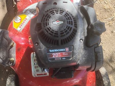 new Yard Machines M 20" Side Discharge Push Lawn Mower with Briggs & Stratton Engine