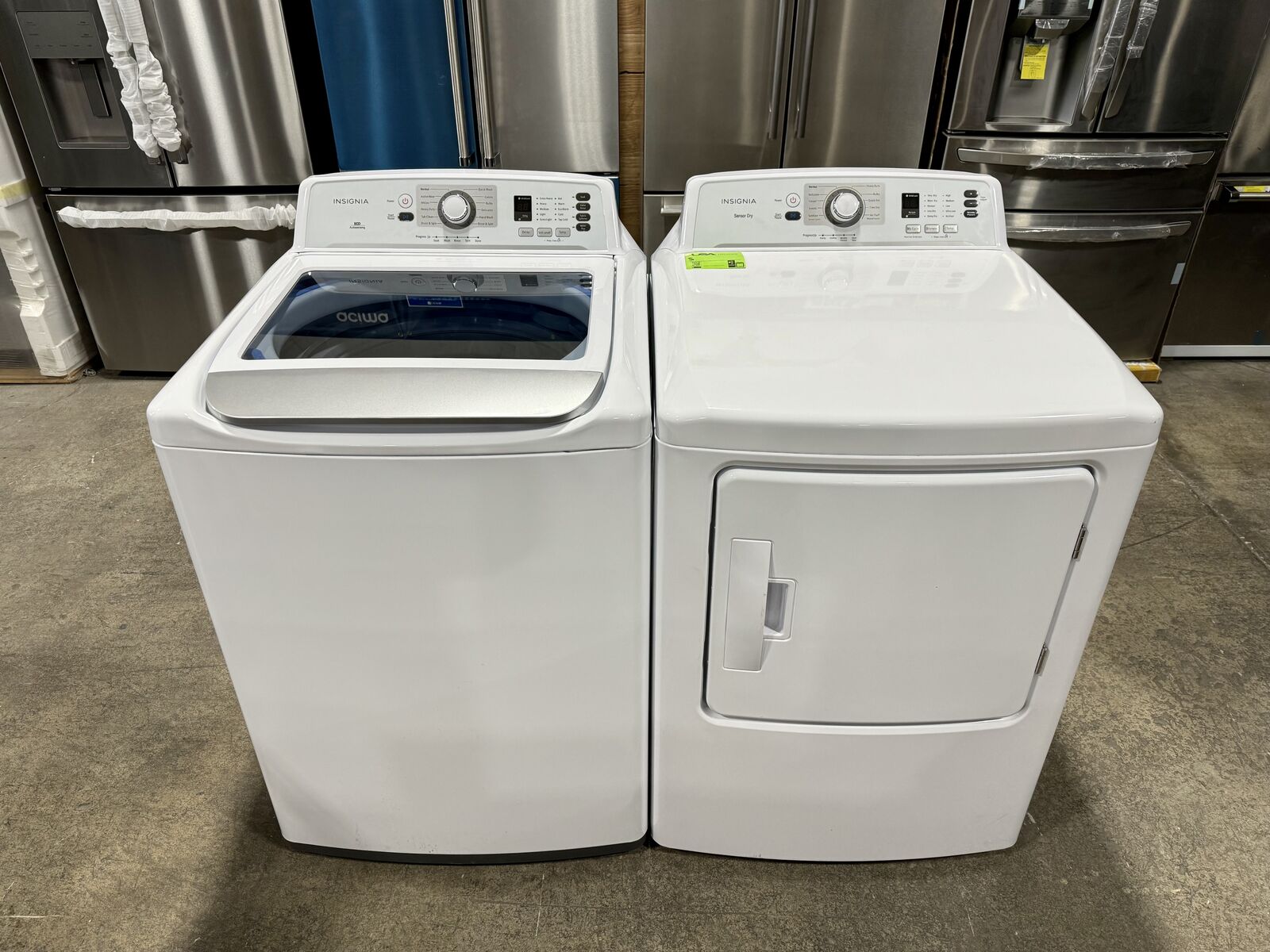 INSIGNIA TOP LOAD WASHER AND ELECTRIC DRYER SET
