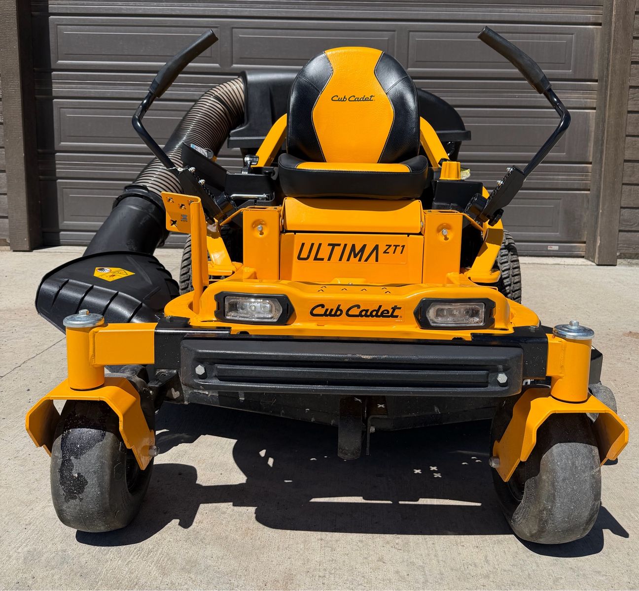 Cub Cadet Ultima ZT1 50" Zero-Turn Mower with Bagger System