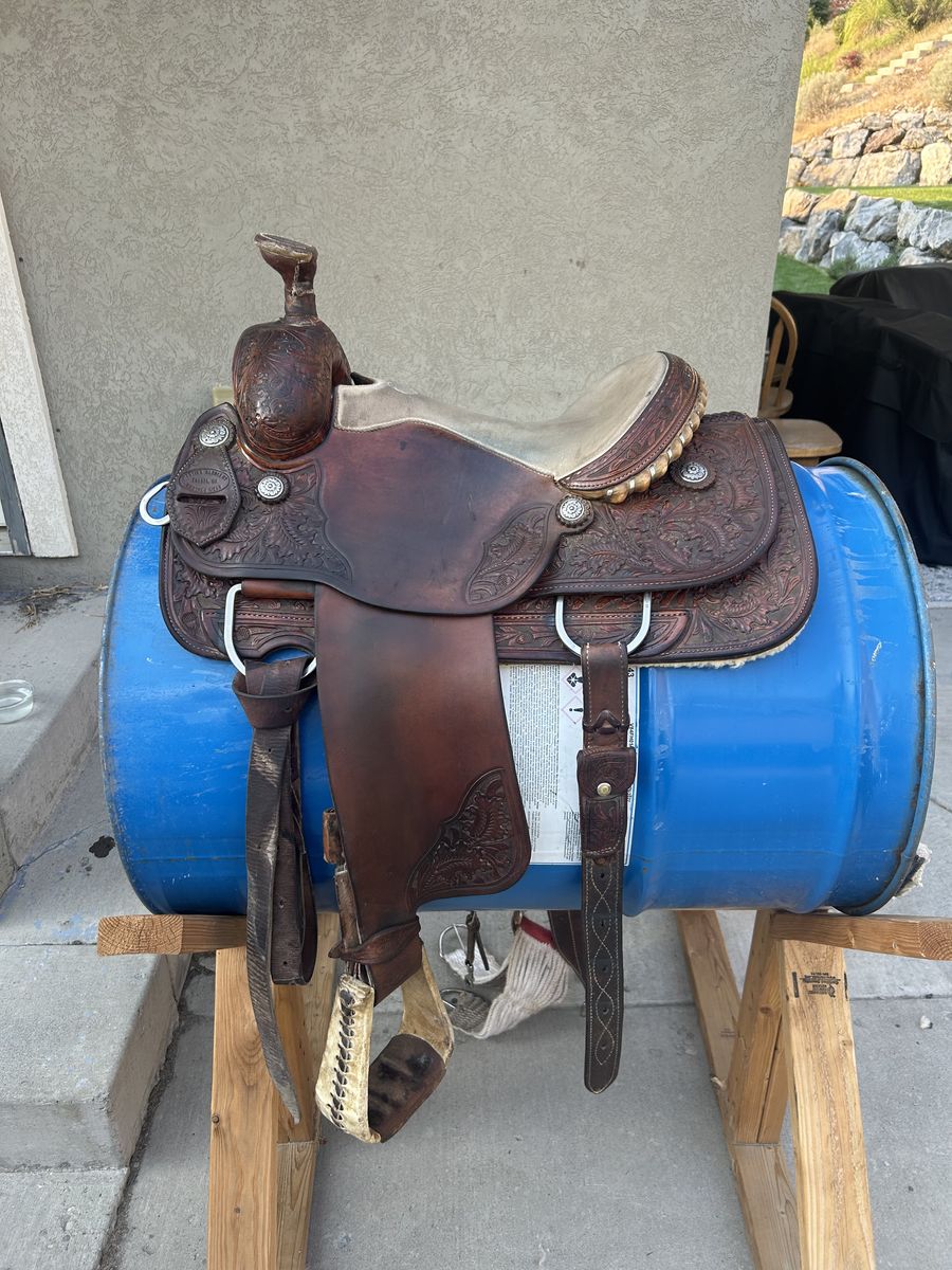 RARE 15” Dale Martin Roping Saddle