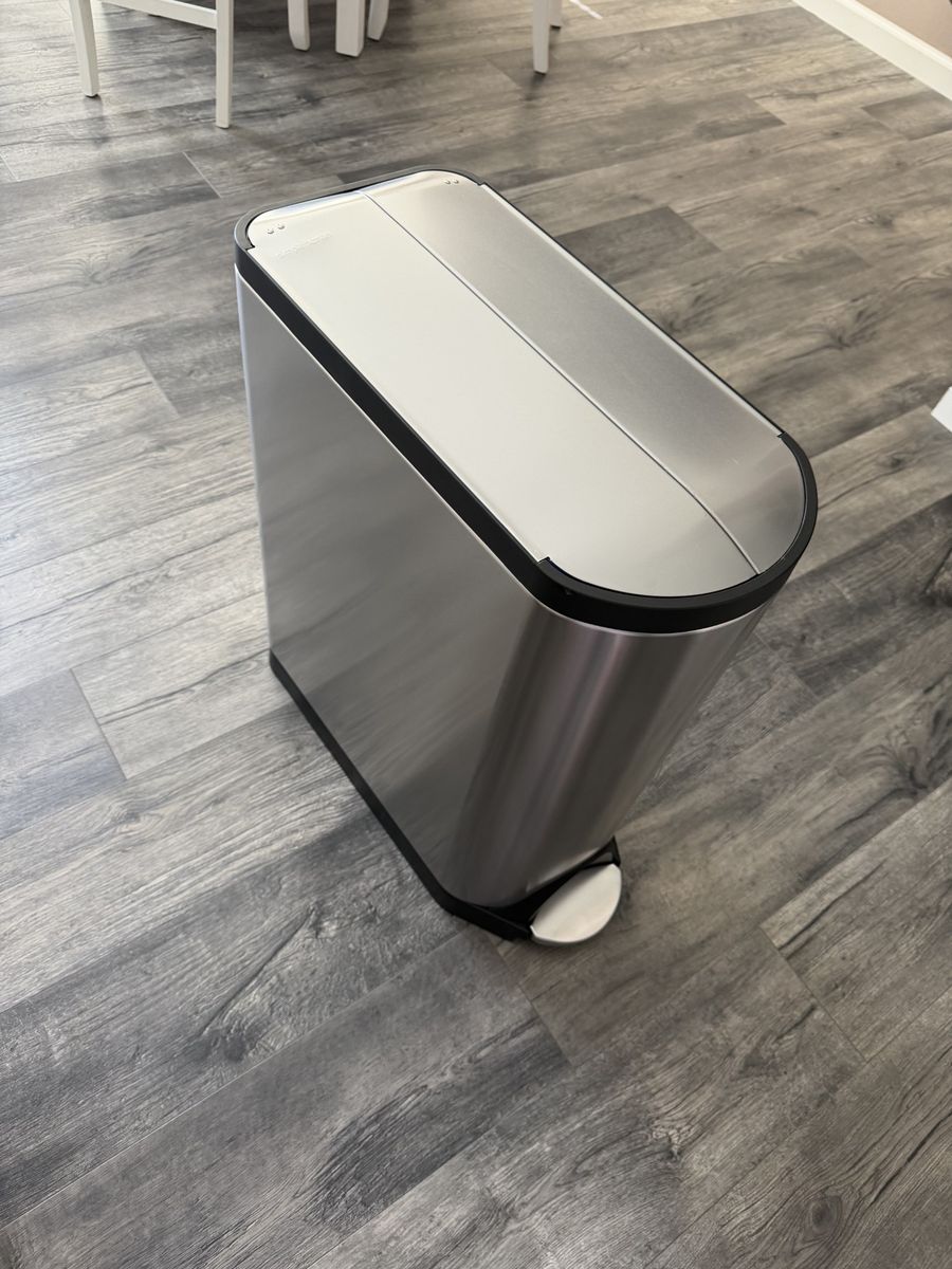 Simplehuman 45 L Butterfly Trash Can