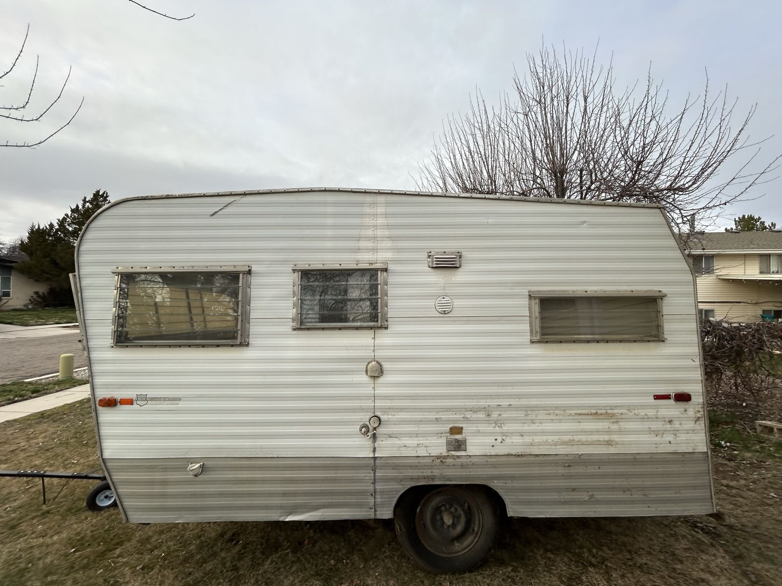 Camp trailer